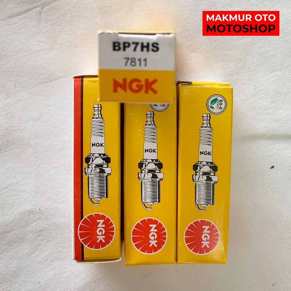 หัวเทียน BP7HS Yamaha RX King / F1ZR – Original NGK BP7HS Standard 2-Stroke Motorcycle Spark Plug Ty