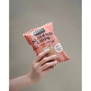[ยกลัง] ALMOND CHIPS 25 กรัม De La Lita X SC Asset ขนมอบกรอบอร่อย แคลต่ำ ไม่ทอด เจ วีแกน De La Lita เดอลาลิต้า อัลมอน...