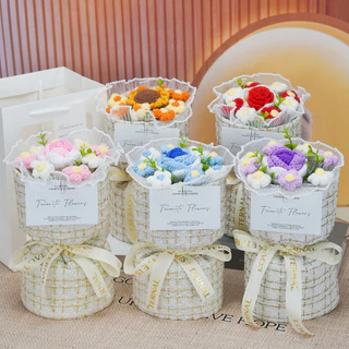 ช่อดอกไม้ ช่อดอกไม้ถักเส้นด้า ดอกทานตะวัน กุหลาบ ของขวัญวันแม่ ของขวัญวันวาเลนไทน์ ของขวัญคริสต์มาส