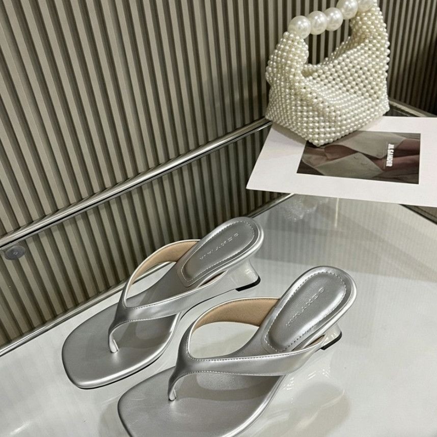 Southern French Holiday Style Lazy Casual สบายวันหยุด Sunshine รองเท้าแตะ 2026 รองเท้าผู้หญิงขายร้อน Casual อินเทรนด์แฟชั่น