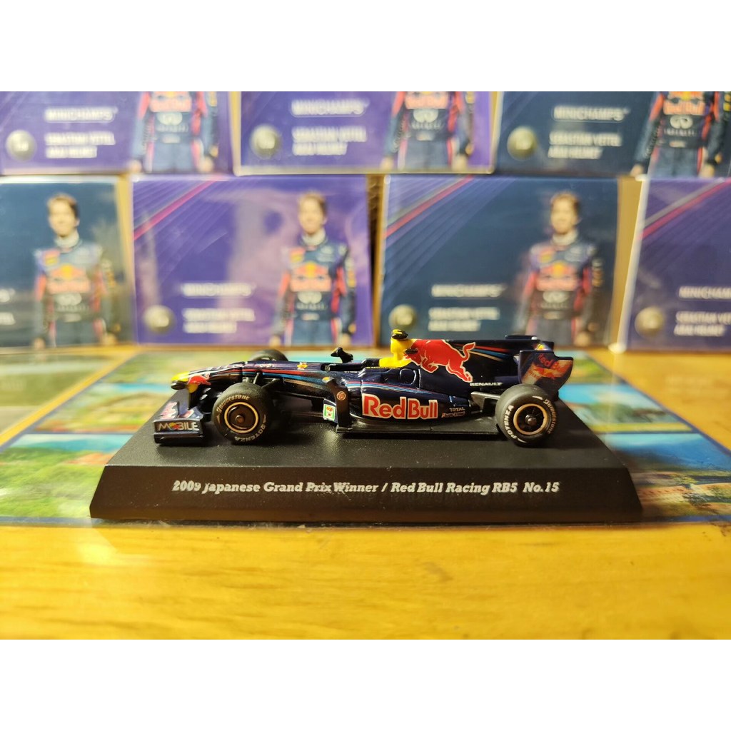 F1 Racing Model 1: 64 Kyosho RB5 Wittel Japan Station Suzuka Championship 2009 Racing Season#Bridges