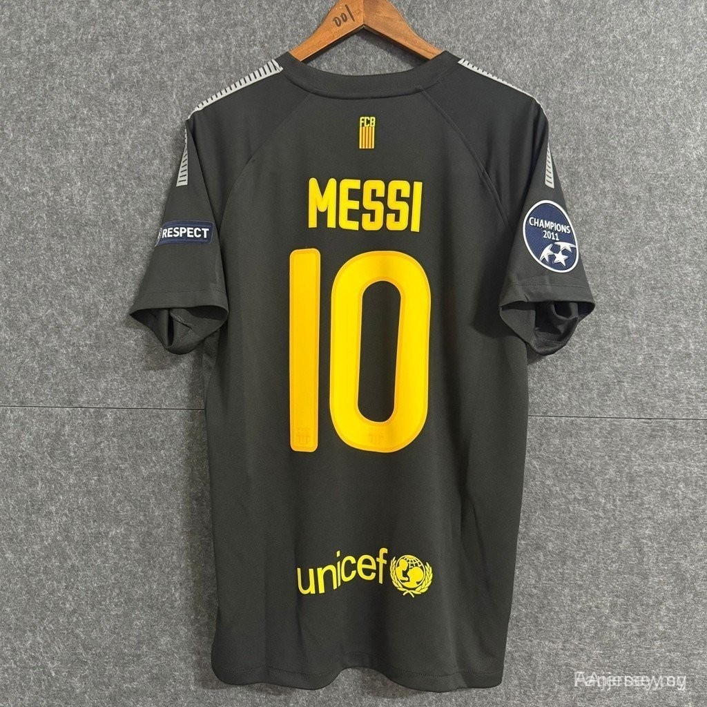 Retro: 11-12 Retro Barcelona Football Shirt Mens Football Top