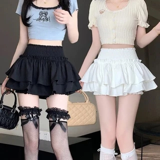 กระโปรงสั้น เอวสูง สีขาว ดีไซน์เรโโร สาวหวาน ใส่เที่ยวถ่ายรูปสวยเว่อร์