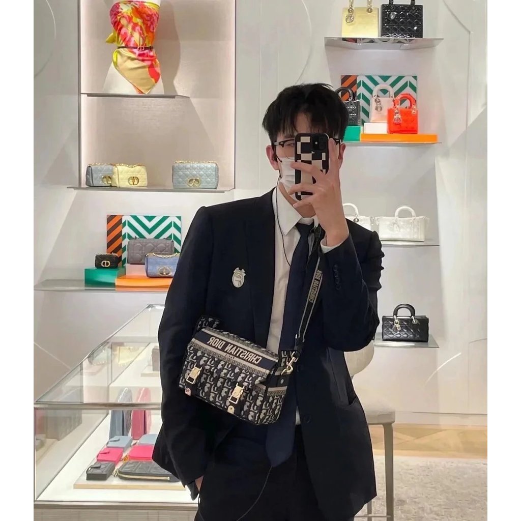 Dior CAMP Blue เย็บปักถักร้อยพิมพ์ Messenger Bag Messenger Bag One Shoulder Messenger สามารถสําหรับท
