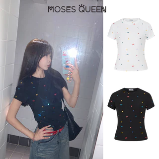 MOSESQUEEN มอสส์ ราชินี เสื้อยืดแขนสั้นพิมพ์ลายดิจิตอลแบบยาวเต็มตัวที่เหมาะกับหุ่นเรียบด้านบนพื้นฐานและอเนกประสงค์ที่สามารถสวมใส่ได้หลากหลาย #63687