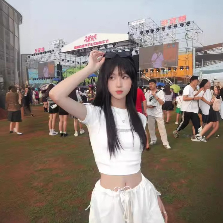 2026สไตล์อเมริกันพิมพ์ตัวอักษรเสื้อแขนสั้นเสื้อยืดผู้หญิงฤดูร้อนสาวร้อนSlimmerดูสไตล์สั้นแจ๊สเต้นรํา