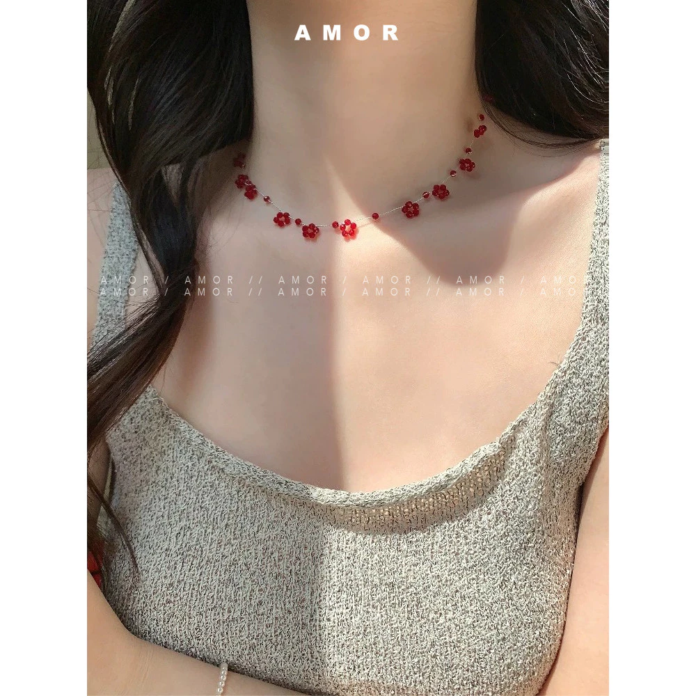 Choker สร้อยคอลูกปัดหลายเหลี่ยม Summer Red Skin-Flattering Clavicle Chain