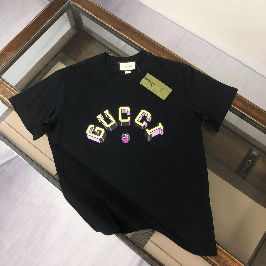 GUCCI/GUCCI 2026 Early Spring เสื้อยืดแขนสั้นสไตล์ใหม่ผู้ชายผู้หญิงคู่สไตล์กีฬาระบายอากาศสไตล์ Slim-