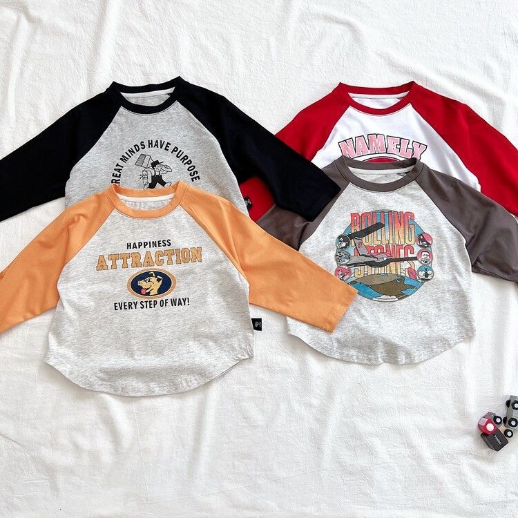 ชายผ้าฝ้ายแท้บาง แร็กแลน เสื้อยืดแขนยาวฤดูใบไม้ร่วงสไตล์ใหม่เด็กทารกการ์ตูนด้านบนสาวเย็บสี จุดต่ําสุด เสื้อ