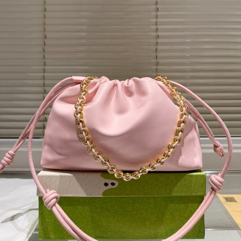 มาตรฐานเดิม 1: 1L0E ** ⓁⓄⒺⓌⒺ	Bag flamenco Lucky Bag Bag Napa Lambskin purse Cloud Bag One Shoulder Y