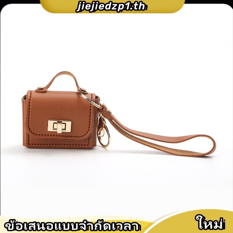 LYN 2024 กระเป๋าสตางค์แพลทินัมแบบสั้นใหม่ 69