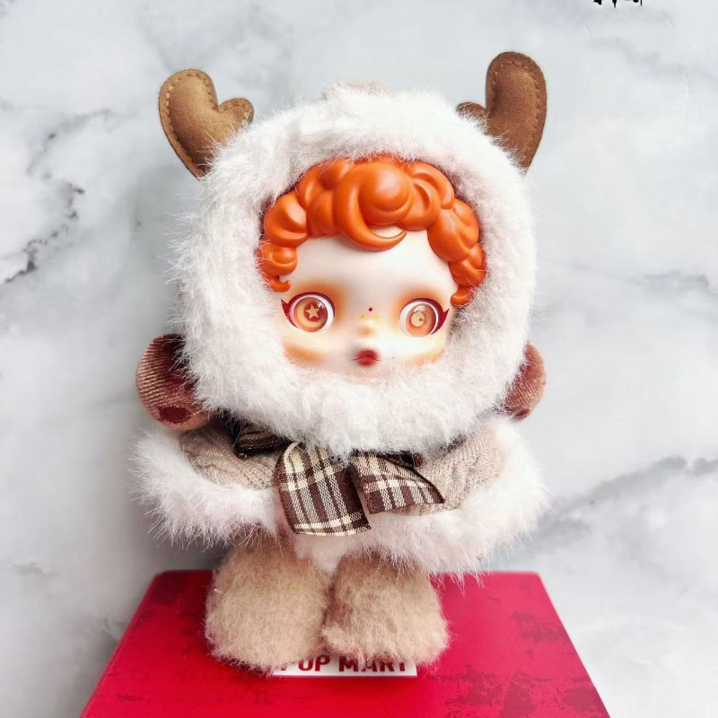 YF SY2 POPMART SKULLPANDA Winter Limited Light Weaving Garden Series SP ไวนิลกล่องตาบอดตุ๊กตาน่ารักต