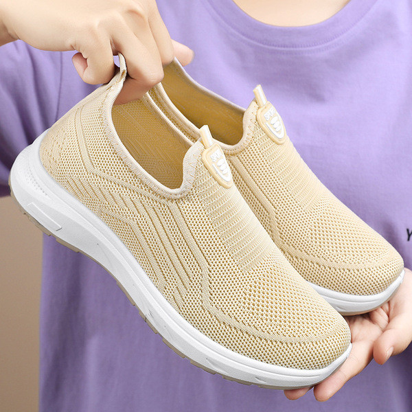 momoshoes รองเท้าลำลองเพื่อสุขภาพ รองเท้าแม่หญิงรองเท้าลำลองไซส์ใหญ่ระบายอากาศได้สำหรับฤดูร้อนรองเท้