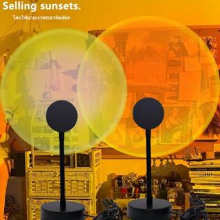 แสงอาทิตย์ตก แต่งด้วยแสงสีแดงโคมไฟกลางคืนโคมไฟส่องสว่า งในห้…