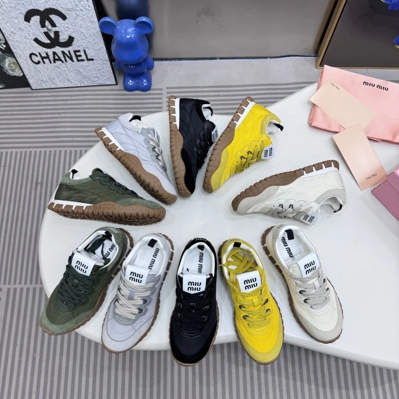 รองเท้าผ้าใบผู้หญิง Miumiu สไตล์ Korean หนังแท้คุณภาพสูง สวมใส่ง่ายแบบ lace-up เหมาะสำหรับทุกโอกาส