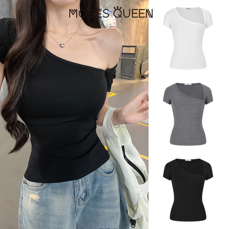 < MOSESQUEEN > เสื้อยืดแขนสั้นไม่สม่ําเสมอเซ็กซี่พร้อมคอปกและสไตล์กระชับสัดส่วนด้านบนสําหรับไหล่ #63675