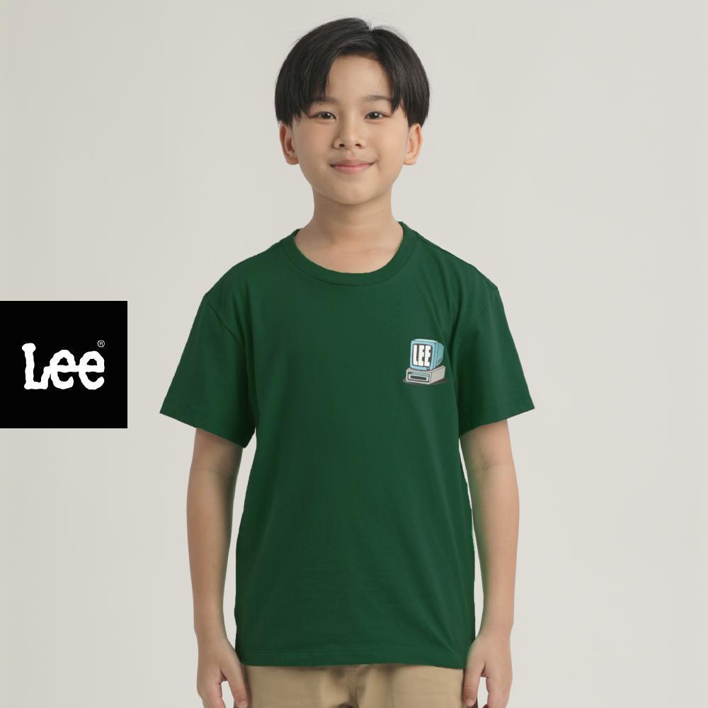 LEE KIDS เสื้อยืดแขนสั้นเด็กผู้ชาย คอลเลคชั่น Lee x Akid From Yesterday ทรง Regu