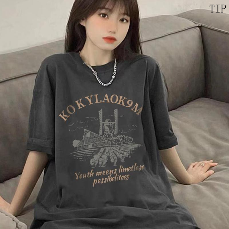 C402 เสื้อยืดคอกลม C402 | สกรีนลายเกาหลี ผ้าคอตตอนแท้ 2 ชั้น ไม่ย้วยไม่ยืด ชำระปลายทางได้ พร้อมส่งจากไทย