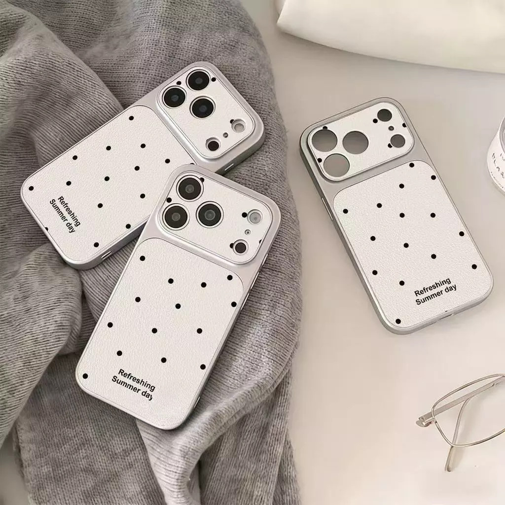 GOODเคสโทรศัพท์ลายจุดสไตล์อังกฤษ เหมาะสำหรับ iPhone 13/11/12/17/14/15ProMax/16Pro/15Plus ทำจากหนังแท้คุณภาพสูง กันกระแ..