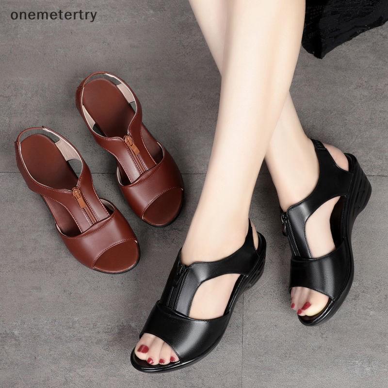 Onem รองเท้าแตะผู้หญิง 2025 ฤดูร้อนสไตล์ใหม่ปลาปาก Wedge Heel Soft Sole รองเท้าแตะวัยกลางคนและผู้สูงอายุแฟชั่นรองเท้าสตรีวัยกลางคน n