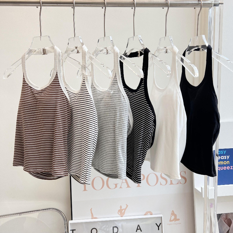 77UNI Tank 6646 เสื้อคล้องคอสายมีโลหะล็อคแบบโมเดิร์น เสริมบราฟองน้ำบราฟองน้ำ ลายทาง สีล้วน เสื้อกล้ามผู้หญิง ทันสมัย