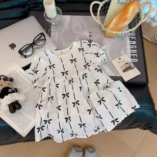 MooDeng Baby เดรสเด็กหญิง สุดน่ารัก มี4ลายให้เลือก ไซต์80-120CM(1-6ขวบ)ผ้ามัสลิน ผ้าฝ้าย 100%