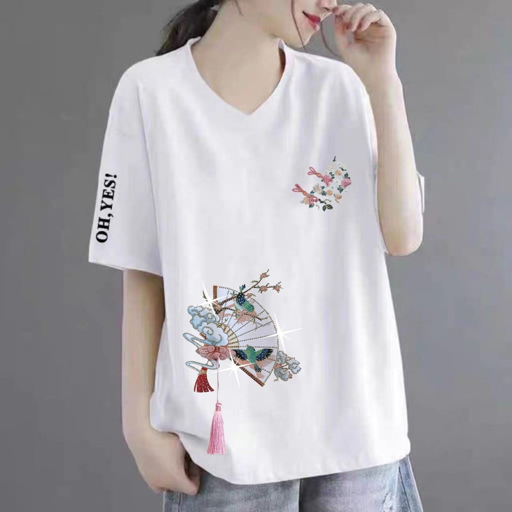 เสื้อยืดผู้หญิงหลวมขนาดใหญ่ คอวีแขนสั้น สไตล์จีน สำหรับโปรโมชันลดราคานี้!