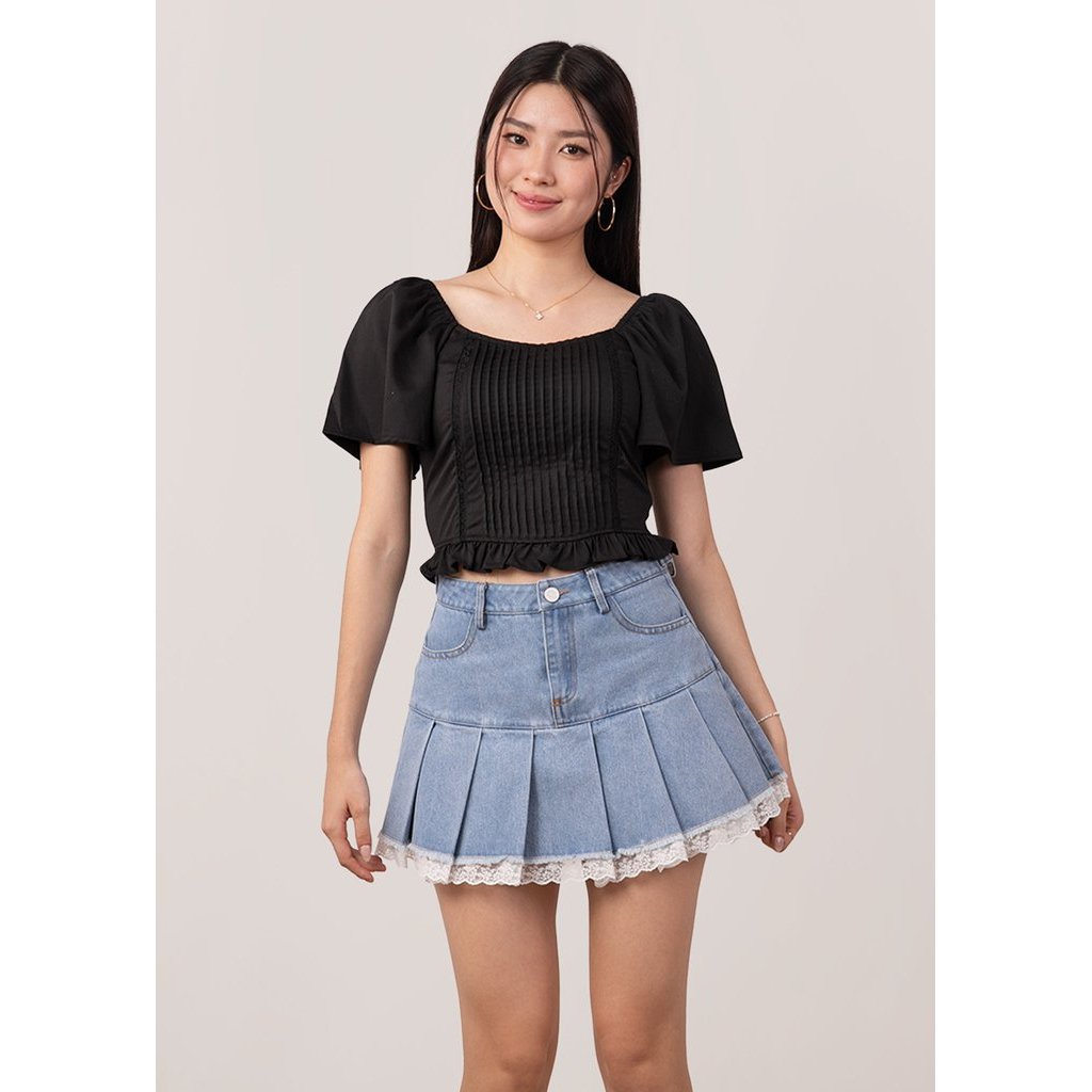 Mistletoe Flutter Sleeves จีบด้านบนสีดํา