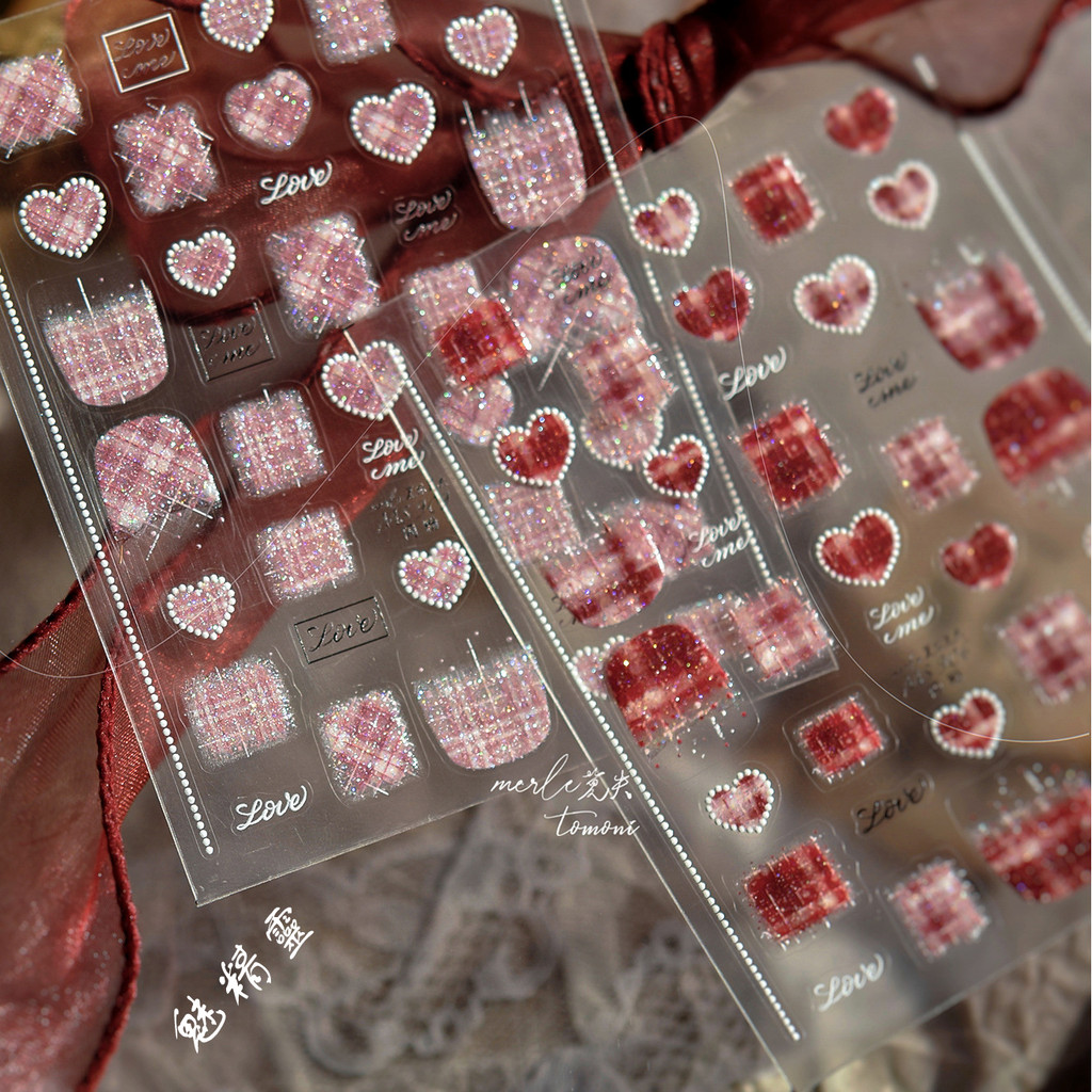 Tomoni สติกเกอร์ติดเล็บลายแวววาวหวานพร้อมเลื่อมและเนื้อสัมผัสแบบขนสัตว์ - วัสดุ