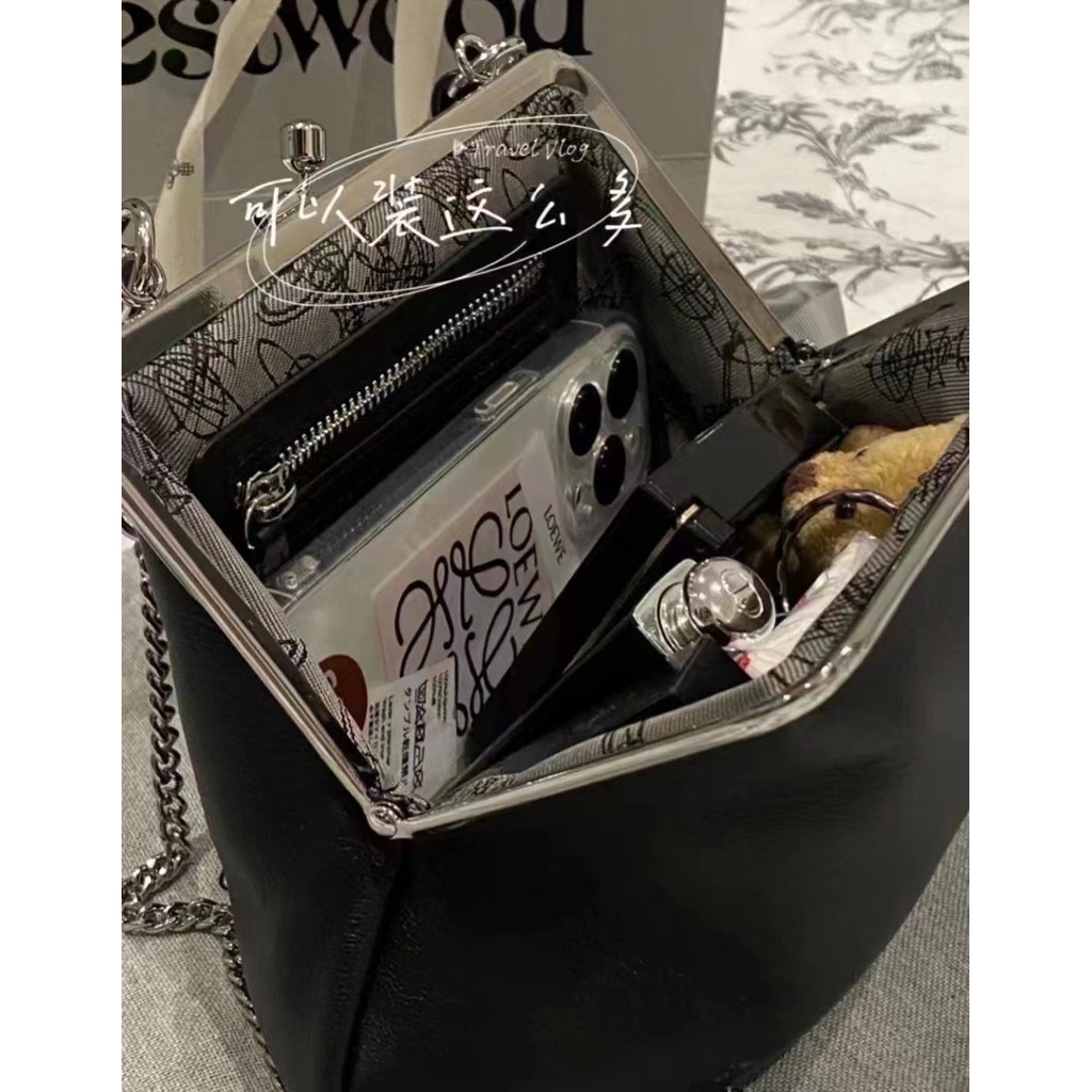 พร้อมสต็อก UK ซื้อ Queen West Lambskin Chain Bag Messenger Bag Female Bag