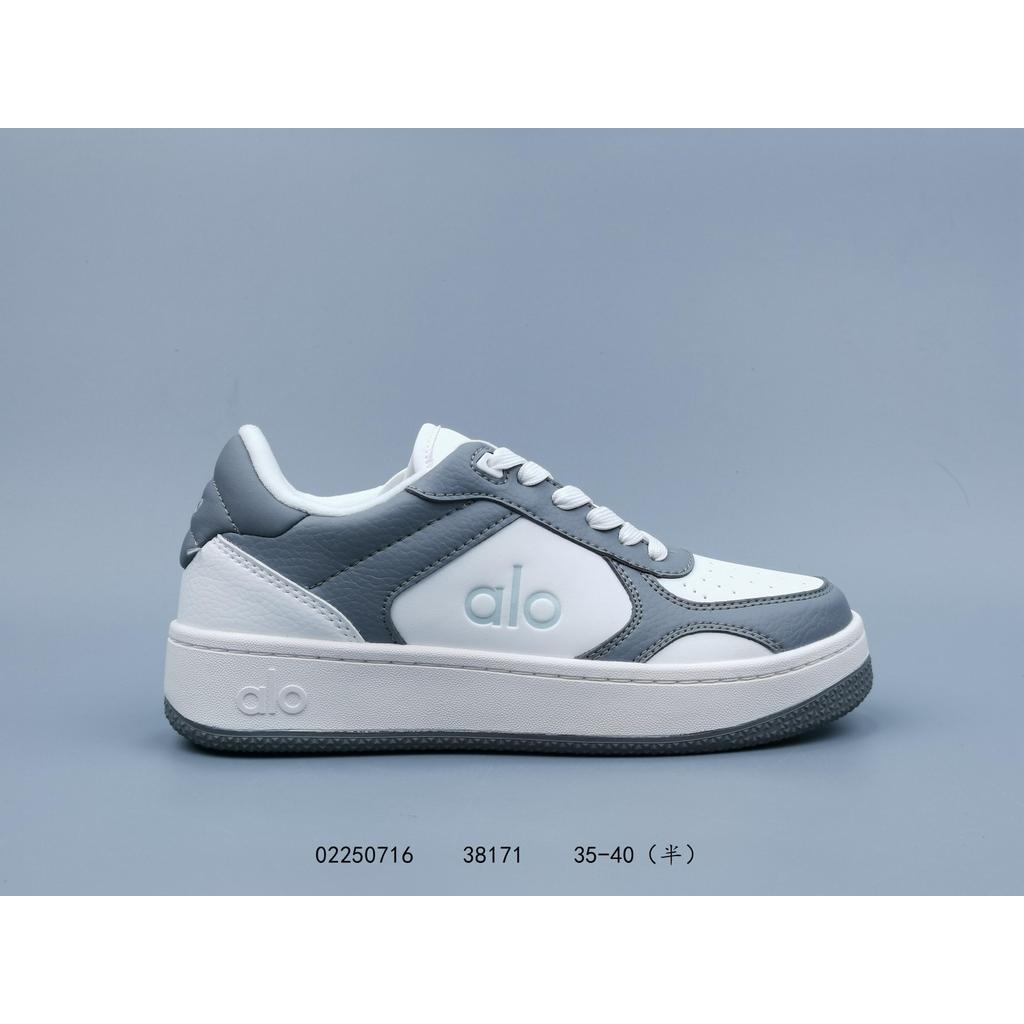 Alo Yoga Jisoo Casual Flat Sole รองเท้าผู้ชายผู้หญิงการจับคู่สีกีฬารองเท้าสีขาวหนาเพิ่มความสูง 981