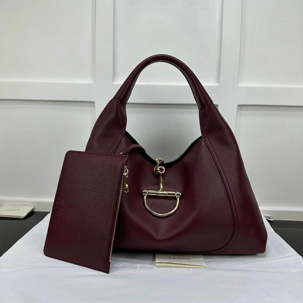 กระเป๋าหนังแท้สีแดง มาตรฐานดั้งเดิม ขนาด W46 x H26 x D16 cm