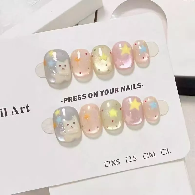 [Star Bear Fantasy Dream] สวมใส่Cats Eye Short Peas Star High-Endน่ารักทําเล็บมือPush Typeเล็บปลอม