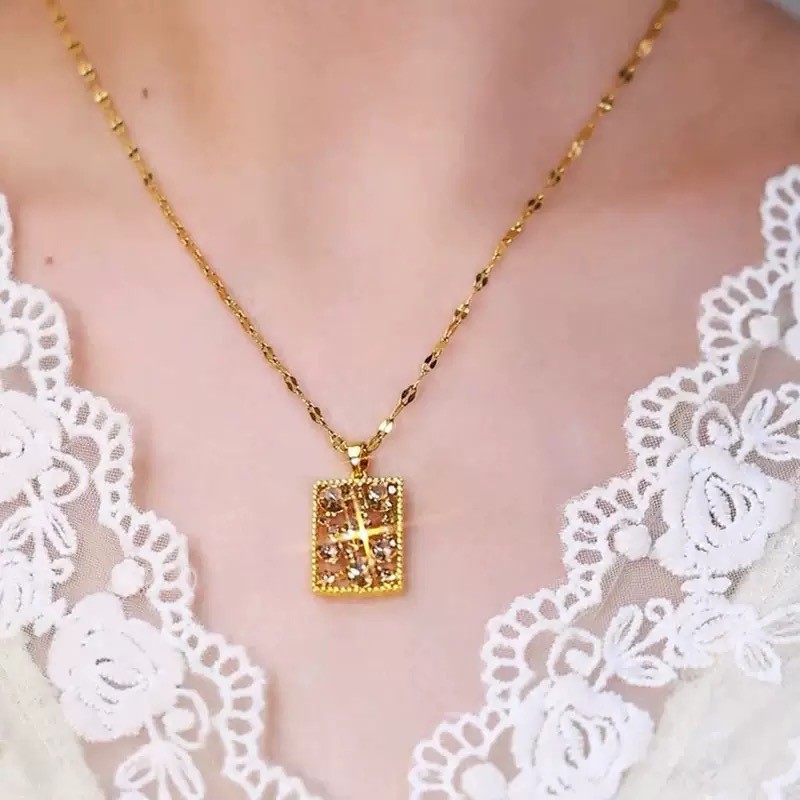 Retro สีกาแฟเพชรเต็มเรขาคณิตสร้อยคอสแควร์สไตล์ใหม่แฟชั่น Classy All-Match หรูหราออกแบบ Clavicle Chai