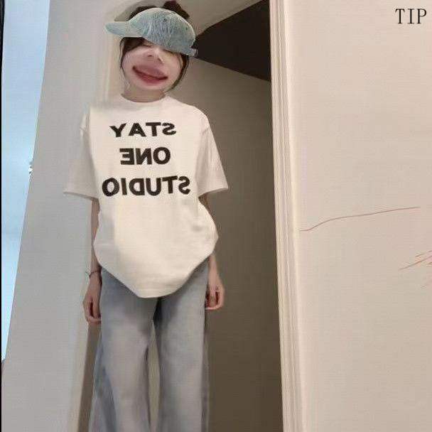 LT1013เสื้อยืดสีขาวผู้หญิงคอกลมแขนสั้นไซส์ใหญ่ พิมพ์ลายตัวอักษรโอเวอร์ไซส์ แฟชั่นสตรีทสไตล์เรโทร หลว