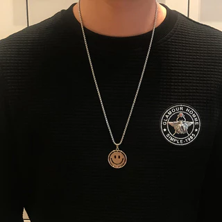 สร้อยคอสแตนเลส สไตล์ฮิปฮอป จี้แบบ unisex เสน่ห์ย้อนยุค เครื่องประดับโลหะผสม สำหรับใส่กับเสื้อกันหนาว