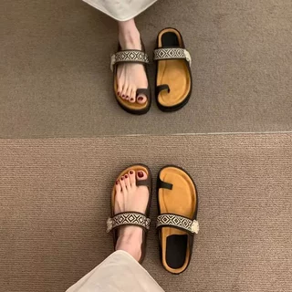 Bohemian สไตล์ชาติพันธุ์รองเท้าแตะสีน้ําตาล Webbing พู่ Flip-Flops Casual All-Match รองเท้าผู้หญิง