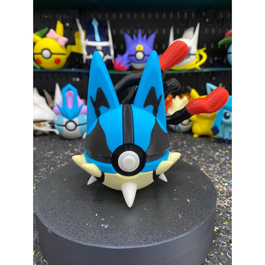 โมเดล Pokeball - Mega Lucario Ball