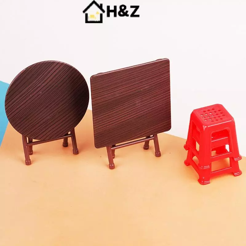 ชุดโต๊ะพับและสตูล 1:12 สำหรับบ้านตุ๊กตา thumbnail 6