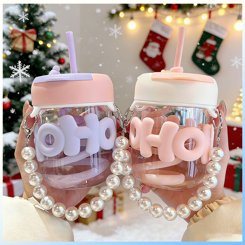 Christmas🎅แก้วน้ำดื่ม ขวดน้ำ  แก้วกาแฟ ใส่น้ำ พร้อมหลอดแก้ว หูหิ้วสร้อยไข่มุก ฉนวนกันความร้อนโดยไม่ทำให้มือไหม้ แฟชั่น