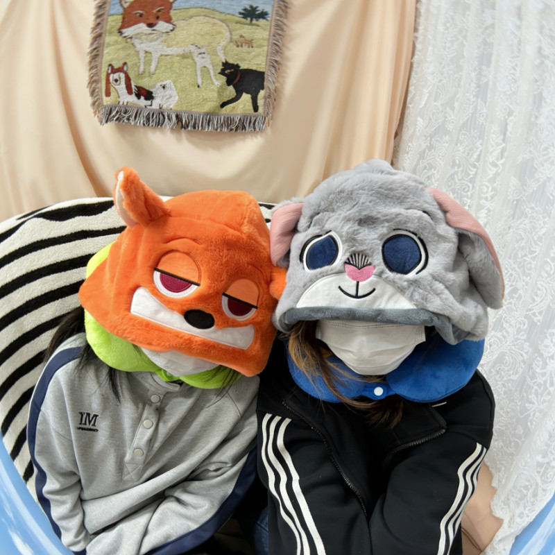 หมอนรูปการ์ตูน หมอนรองคอรูปตัวยู หน่วยความจำยืดหยุ่นนุ่มสบาย เหมาะสำหรับการเดินทางและพักผ่อน หมอนรองคอมีฮู้ด รูปทรงU - รูปที่ 5