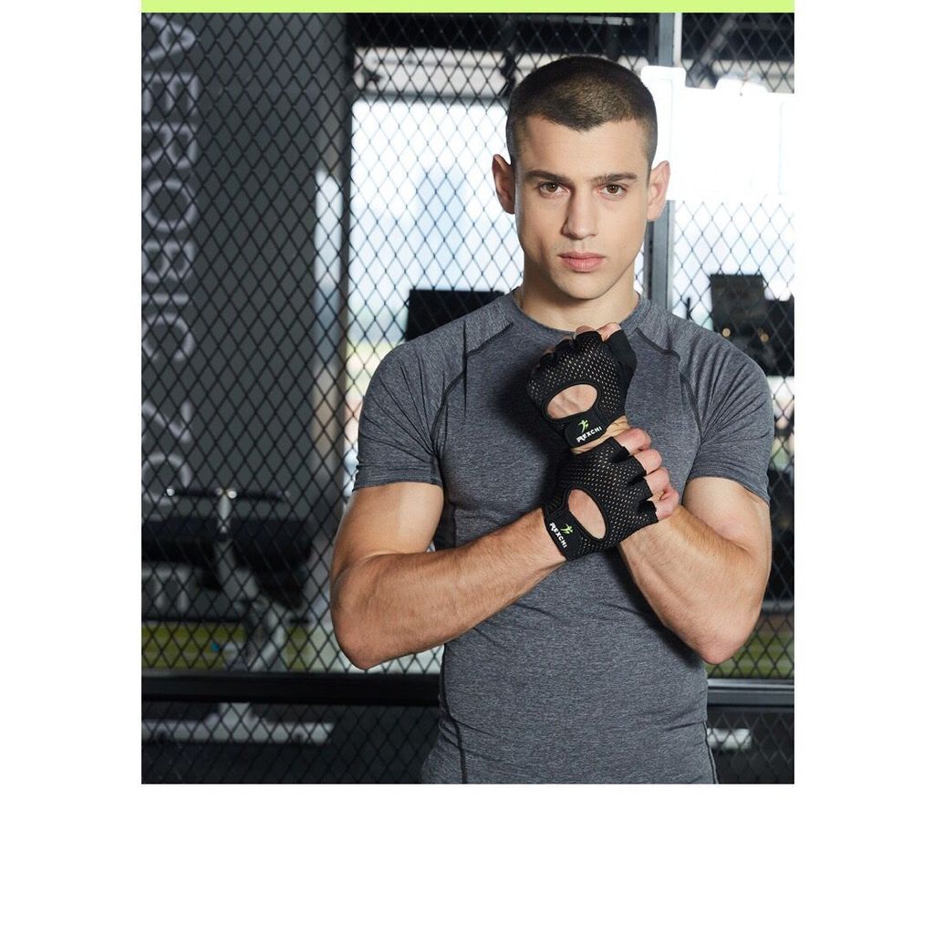 Ricky อุปกรณ์กีฬากลางแจ้งสําหรับผู้ชายและผู้หญิงฟิตเนสแห้งเร็วไม่ลื่นระบายอากาศกีฬาขั้นพื้นฐานครึ่งน