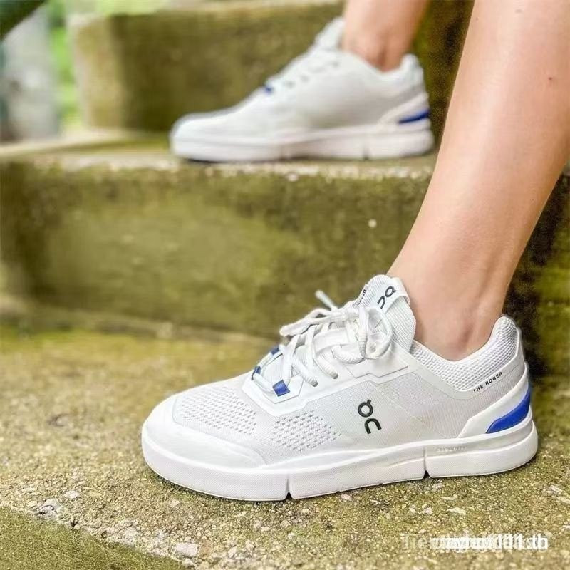 Cloud Up และ Down รองเท้าวิ่ง X THE ROGER Spin 2 ผู้ชายผู้หญิงรองเท้าผ้าใบน้ําหนักเบาสีขาวหนังรองเท้
