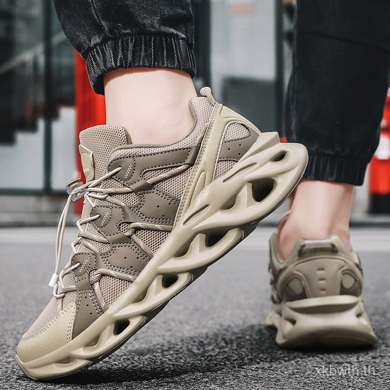 รองเท้าลําลองกลางแจ้งสำหรับคุณพ่อ แบรนด์ Urchin