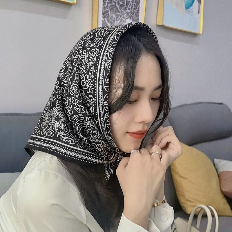 Halo studio พร้อมส่ง🔥ผ้าพันคอสี่เหลี่ยมผ้าฝ้ายและผ้าลินินคุณภาพสูง ผ้าพันคอผู้หญิง 70*70 ซม. ผ้าคลุมศีรษะ ผ้าคลุมไหล่ - รูปที่ 3