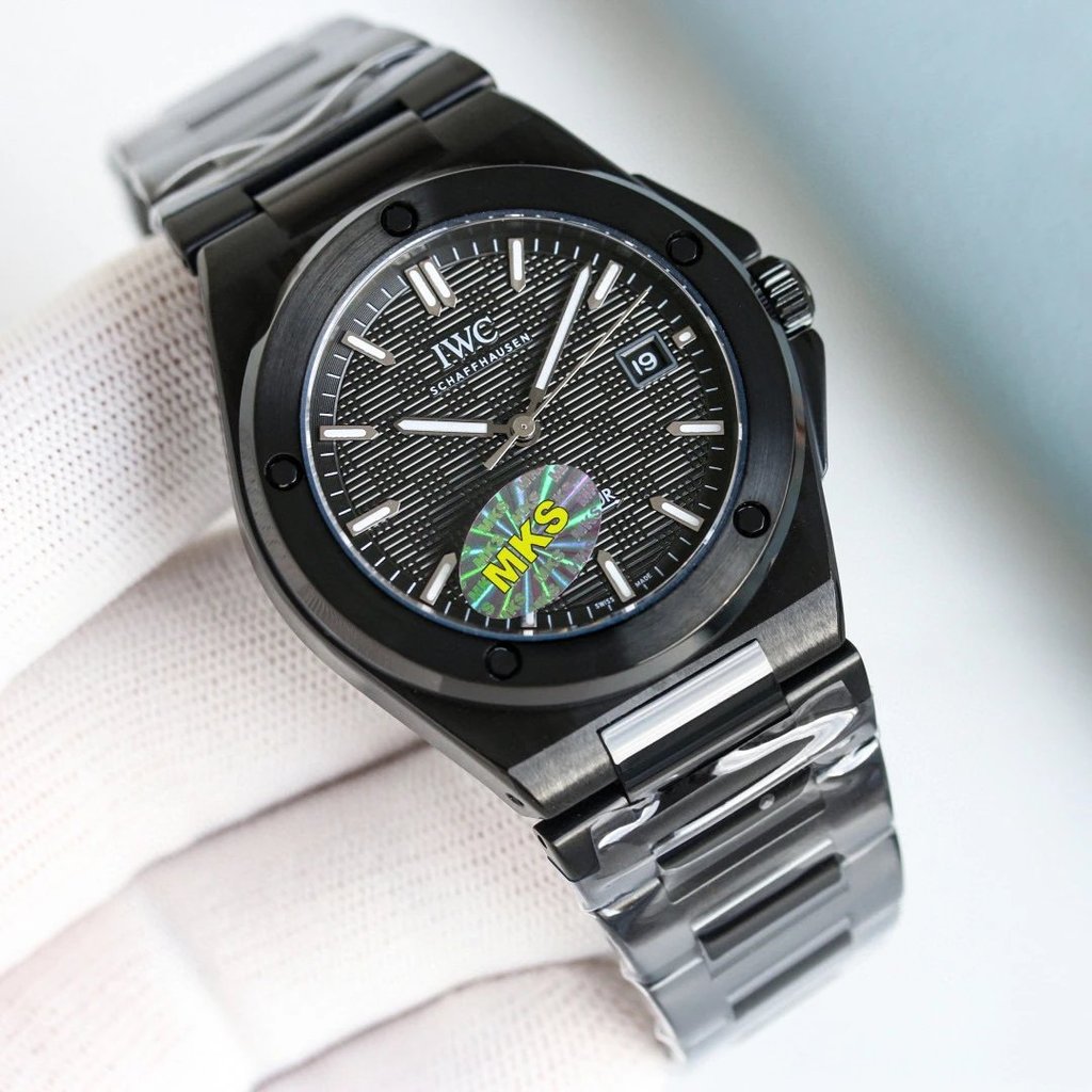 นาฬิกาข้อมือชุดวิศวกร ไอซีซี ที่ไม่มีฟังก์ชั่นพิเศษใด ๆ เฉพาะสามมือและวันที่แสดงไม่ซ่อนแสดงกลิ่นกีฬา