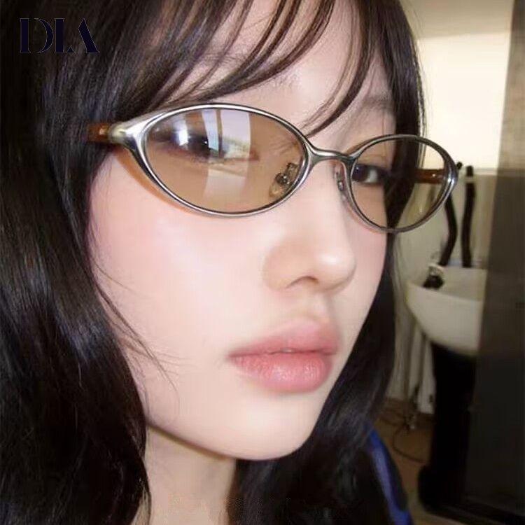 โลหะพังก์กรอบขนาดเล็กรูปไข่สีน้ําตาลแว่นกันแดด ย2เค สาวร้อนถนนยิงแว่นกันแดด