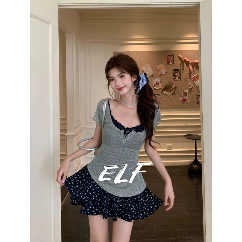 เดรสคอเหลี่ยมลายดอกไม้แขนสั้น + เสื้อยืดแขนสั้นสีพื้นที่เหมาะสม