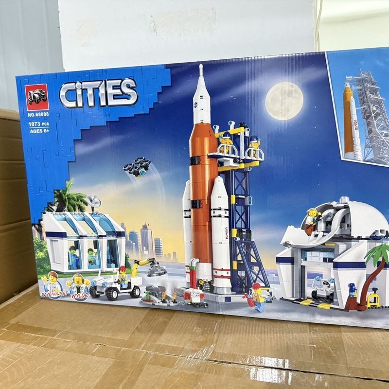 พร้อมส่ง เลโก้อวกาศ ตัวต่อเลโก้ ศูนย์จรวดอวกาศเมืองที่เข้ากันได้ 60351 ชิ้นประกอบบล็อกตัวต่อ model