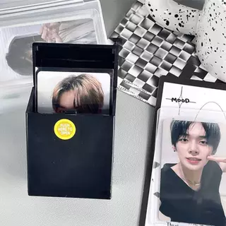 การ์ด กล่องเก็บของฝาปิดป๊อปอัพ Simple Ins สไตล์ซีลสติกเกอร์ DIY Photocard โพลารอยด์จัดเก็บกล่องกันฝุ่นแบบพลิกด้านบนแบบพกพา